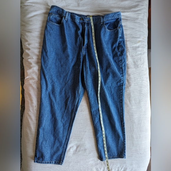 Plus size L.L. Bean Original Fit/ Relaxed Jeans, 100% Cotton, 22 wide, like new - Picture 6 of 8